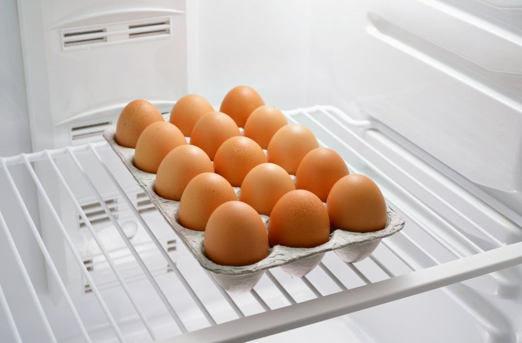 Можно ли мыть куриные яйца перед хранением